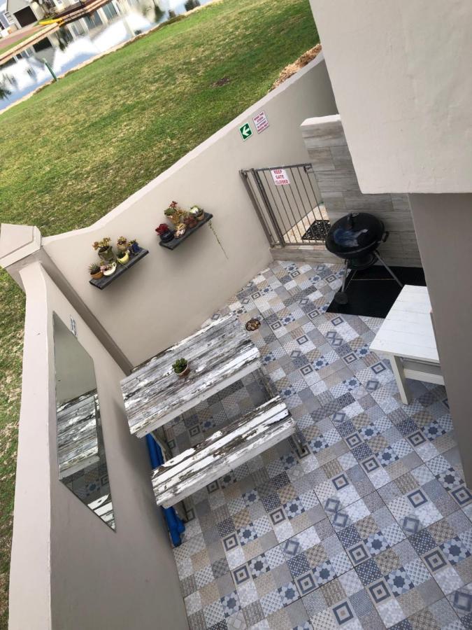 The Ark Guesthouse At Marina Martinique Jeffreys Bay Bagian luar foto