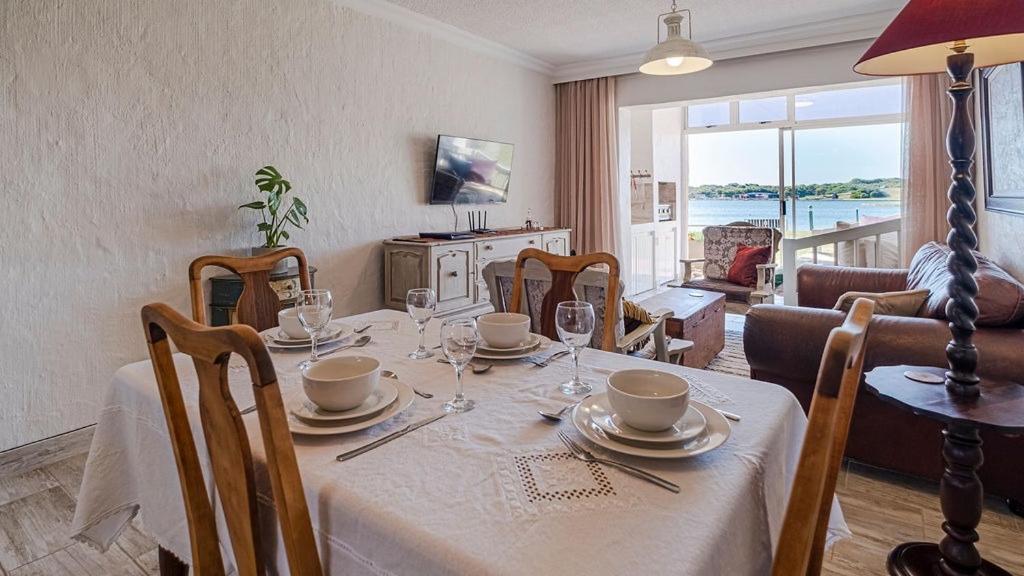 The Ark Guesthouse At Marina Martinique Jeffreys Bay Bagian luar foto