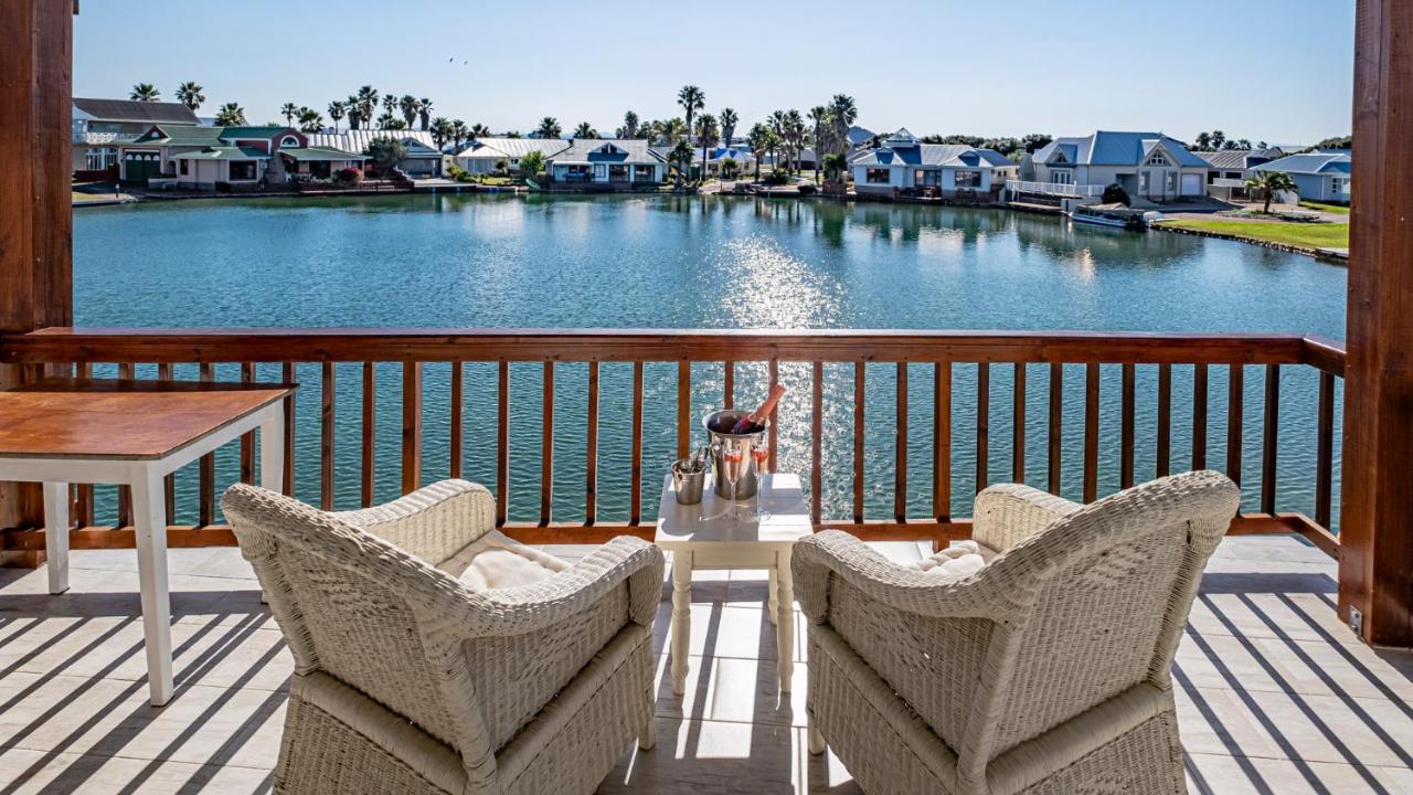 The Ark Guesthouse At Marina Martinique Jeffreys Bay Bagian luar foto