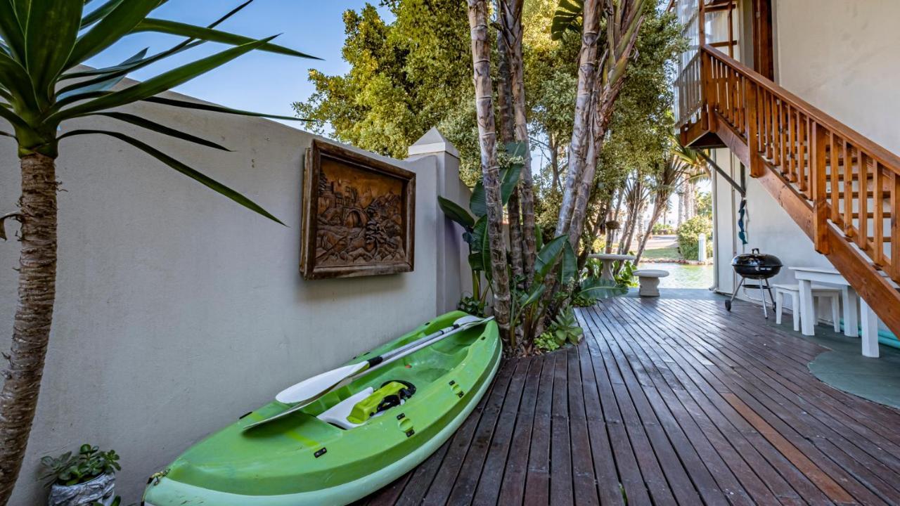 The Ark Guesthouse At Marina Martinique Jeffreys Bay Bagian luar foto