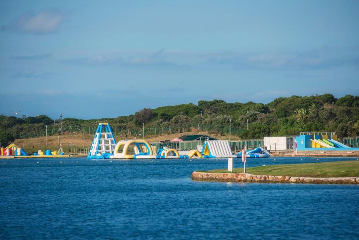 The Ark Guesthouse At Marina Martinique Jeffreys Bay Bagian luar foto