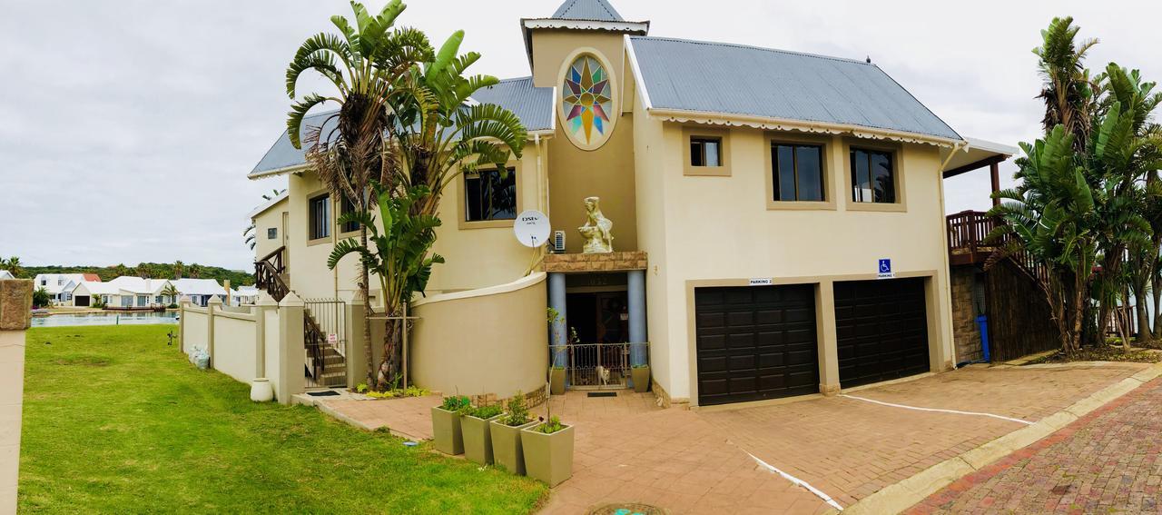 The Ark Guesthouse At Marina Martinique Jeffreys Bay Bagian luar foto