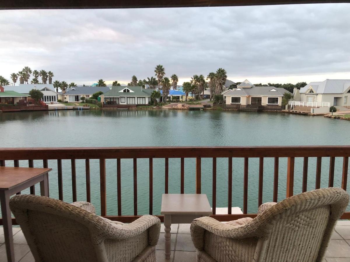 The Ark Guesthouse At Marina Martinique Jeffreys Bay Bagian luar foto